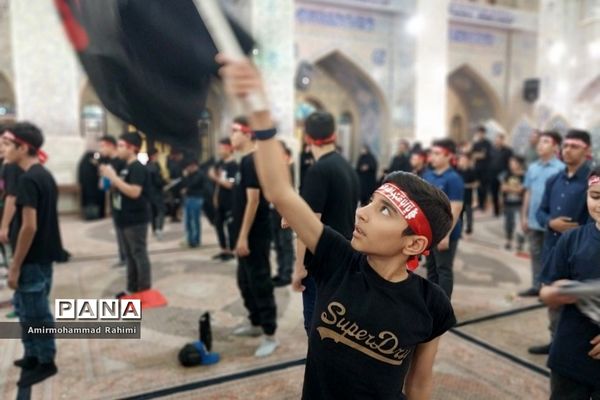 اجتماع بزرگ «احلی من العسل» در حرم مطهر حضرت سید علاءالدین (ع)