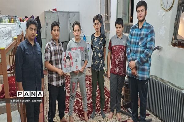 پاسخ مبتکرانه نوجوانان اشکذری در واکنش به هتک حرمت قرآن کریم