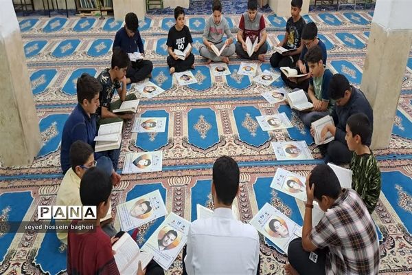 پاسخ مبتکرانه نوجوانان اشکذری در واکنش به هتک حرمت قرآن کریم