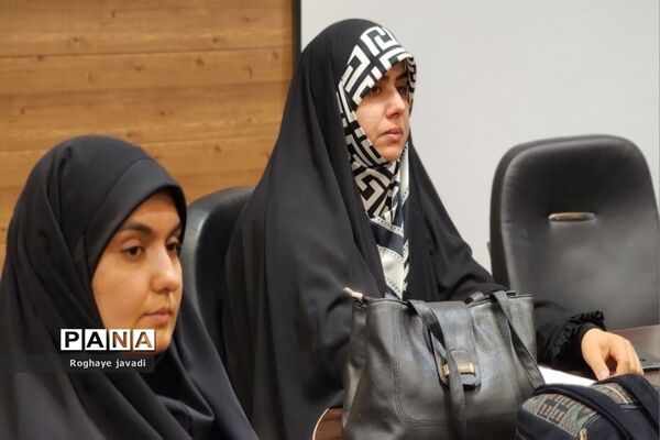 کارگاه دختران فاطمی در ناحیه یک بهارستان
