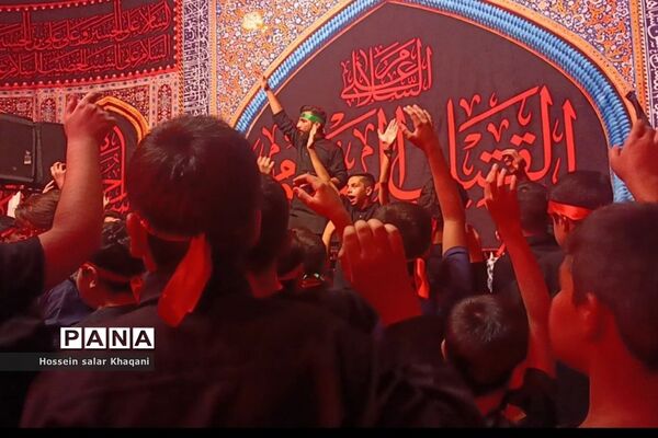 راهپیمایی دانش آموزان دهه هشتادی و دهه نودی ناحیه 3 شیراز در اعتراض به هتک حرمت قرآن کریم