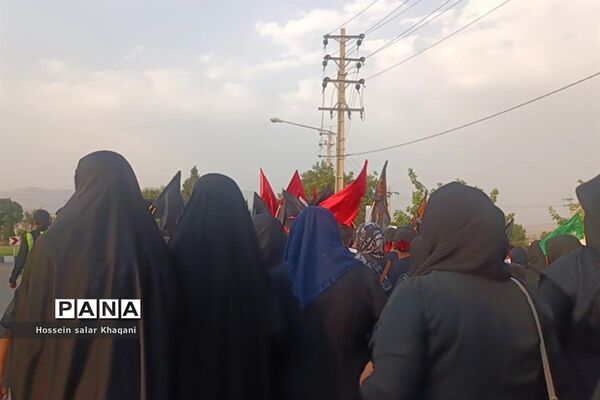 راهپیمایی دانش آموزان دهه هشتادی و دهه نودی ناحیه 3 شیراز در اعتراض به هتک حرمت قرآن کریم