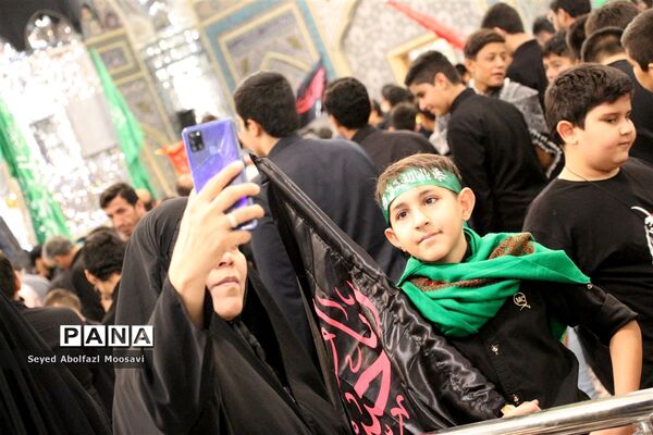 سوگواره احلی من العسل در حرم مطهر امام رضا علیه السلام
