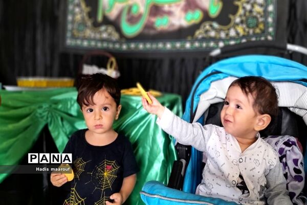 برپایی ایستگاه صلواتی ماه محرم در دبستان مهرآیین بهارستان 2