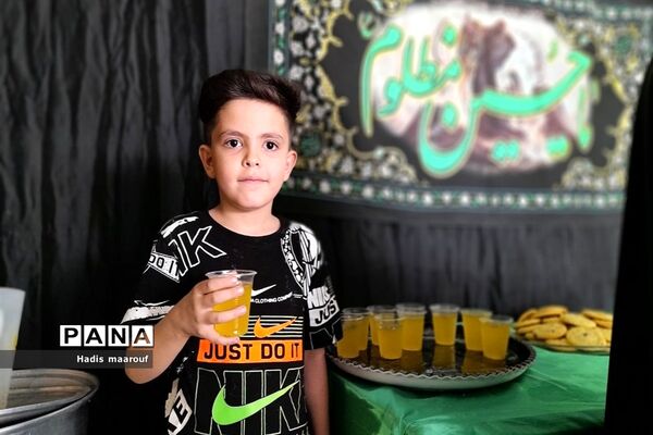 برپایی ایستگاه صلواتی ماه محرم در دبستان مهرآیین بهارستان 2