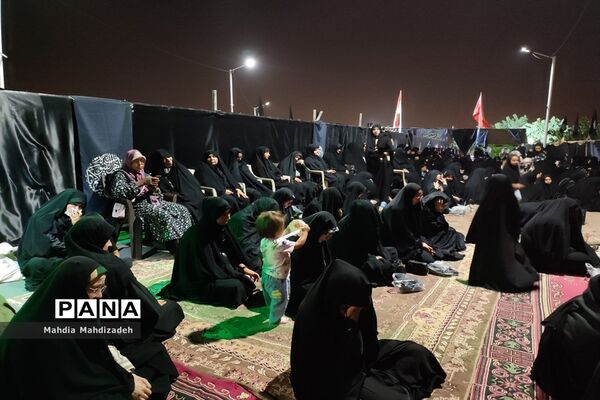 مراسم عزاداری شب هشتم محرم ۱۴۰۲ در جوار مزار شهدا