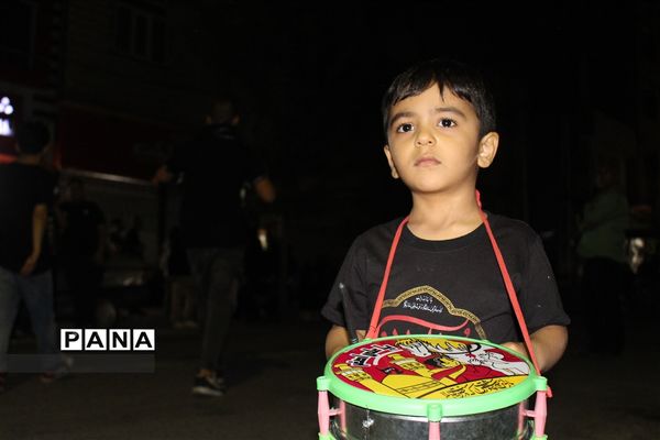 پویش قاب تصویری «از همین کودکی حسینی ام» با حضور کودکان و نوجوانان در نصیرشهر