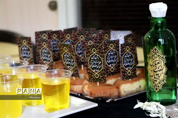 هیات دخترانه بی‌نهایتی ها در تهران