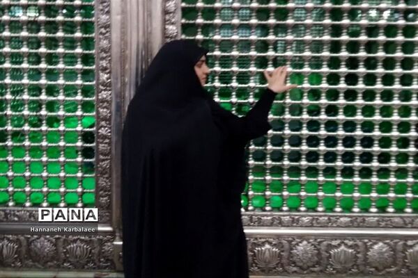 برگزاری اردو به مرقد امام خمینی(ره) برای دختران فاطمی بهارستان ۲