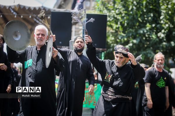 عزاداری تاسوعای حسینی (ع) در هیات کربلایی‌های مقیم تهران