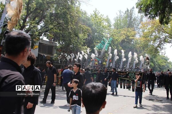 تاسوعا با عاشقان حسینی در بجنورد