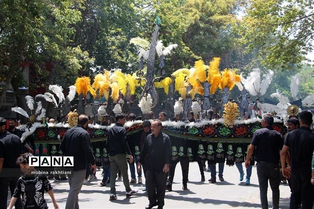 تاسوعا با عاشقان حسینی در بجنورد