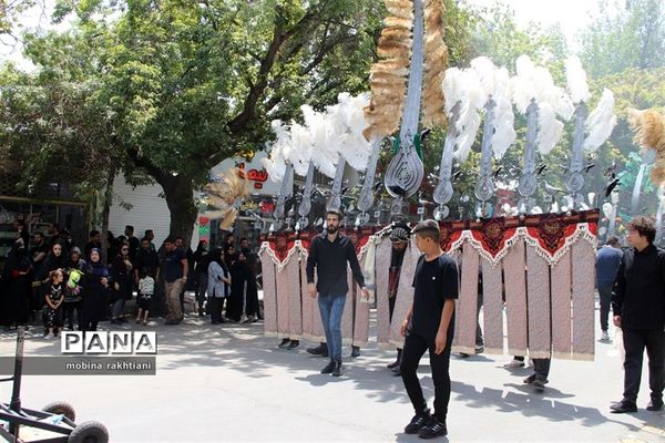 تاسوعا با عاشقان حسینی در بجنورد