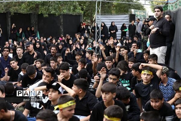 همایش نوجوانان عاشورایی منطقه ۱۸