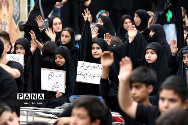 همایش نوجوانان عاشورایی منطقه ۱۸