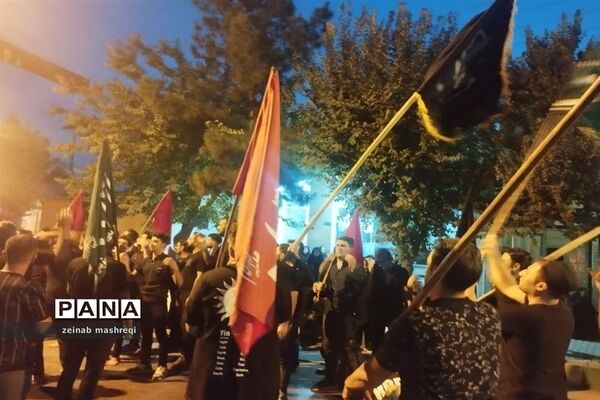 مراسم شب عاشورای حسینی در شهر آیینی ومذهبی نوش آباد