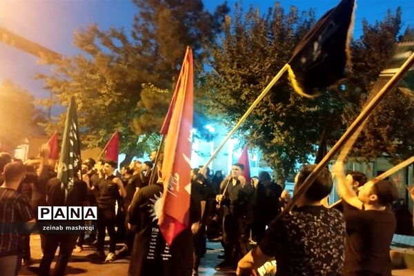 مراسم شب عاشورای حسینی در شهر آیینی ومذهبی نوش آباد