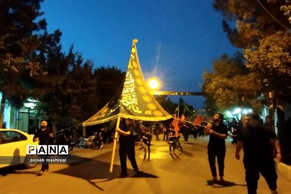 مراسم شب عاشورای حسینی در شهر آیینی ومذهبی نوش آباد
