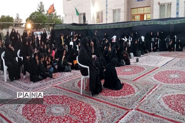 روز دهم محرم هیات دختران در کانون فرهنگی تربیتی عاطفه برپا شد