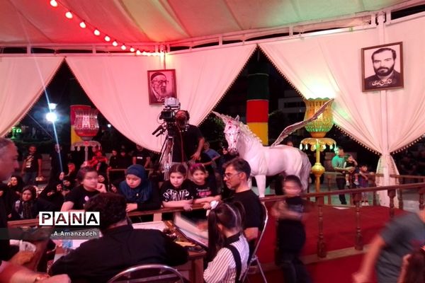 خیمه عاشورایی تهران میزبان عاشقان حضرت ابا عبد الله الحسین(ع)