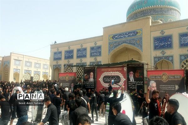 عزاداری تاسوعای حسینی در آرامگاه شهید مدرس کاشمر