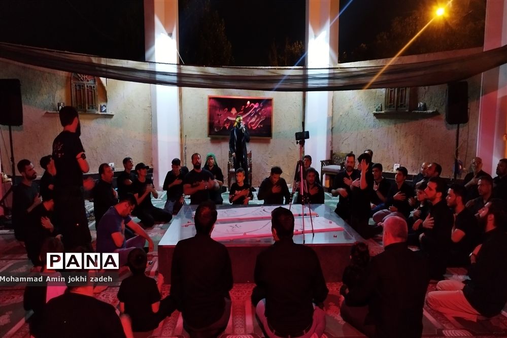 برگزاری مراسم عزاداری شب عاشورای حسینی در شهرستان رباط‌کریم