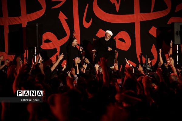 عزاداری شب عاشورای حسینی در امامزاده صالح(ع)