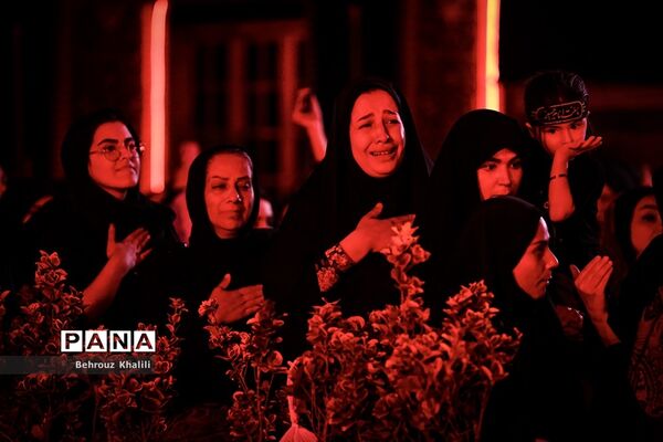 عزاداری شب عاشورای حسینی در امامزاده صالح(ع)