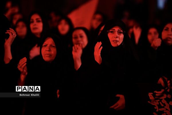 عزاداری شب عاشورای حسینی در امامزاده صالح(ع)