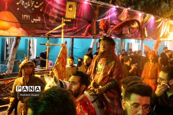 دسته تعزیه‌خوان لشکریان یزید در شب عاشورا