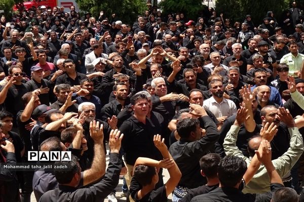 اجتماع بزرگ عاشورا حسینی در پرند