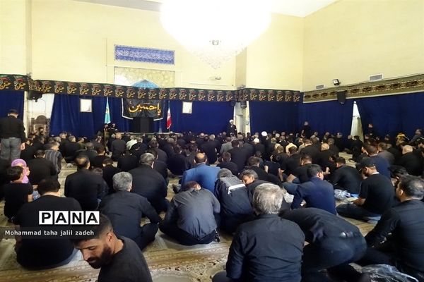 اجتماع بزرگ عاشورا حسینی در پرند