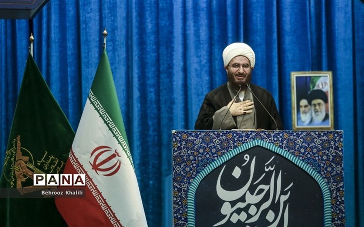 ارادت به امام حسین به جامعه وحدت می‌بخشد