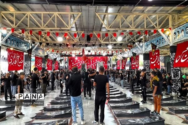 مراسم عاشورای حسینی در گلزار شهدا ملارد