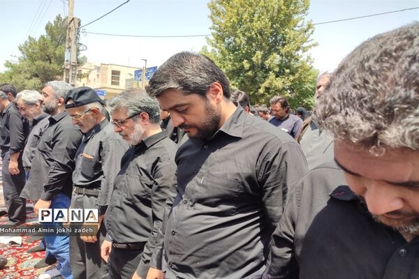 برگزاری عزاداری ظهر عاشورا حسینی در شهرستان رباط‌کریم