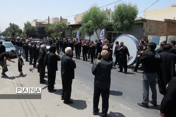 دسته‌های عزاداری ظهر عاشورا در قیامدشت
