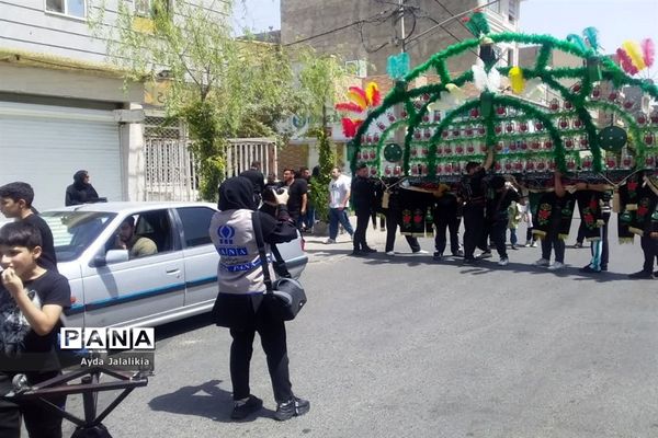 شور حسینی مردم اسلامشهر در روز عاشورا