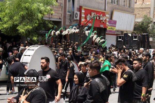 اجتماع بزرگ هیات عزاداری نصیرشهر در عاشورای حسینی