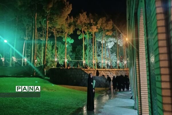 برگزاری مراسم دهه اول محرم به مدت دوازده‌ شب عزاداری در مصلای الغدیر دانشگاه اصفهان