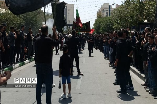 قافله عزاداری صبح عاشورا مشهد مقدس