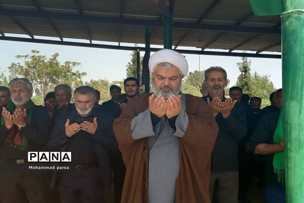 برگزاری مراسم عزاداری ظهر عاشورا حسینی در روستای محمدآباد عرب‌ها بخش جوادآباد
