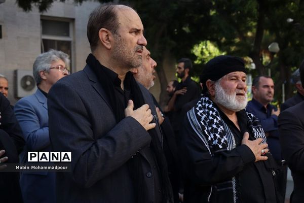 مراسم عزاداری دستجات حسینی در استانداری آذربایجان شرقی