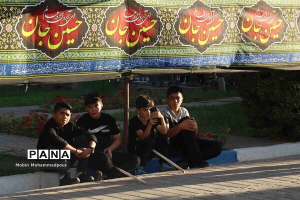 مراسم عزاداری دستجات حسینی در استانداری آذربایجان شرقی