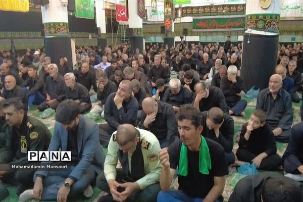 حضور پرشور عاشقان و دلدادگان حسینی در نماز جمعه عاشورایی شهرستان قرچک