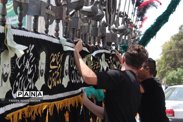 عزاداری ظهر عاشورای حسینی در بهارستان‌دو