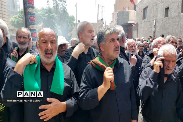 عزاداری روز عاشورا در شهر بافران نایین