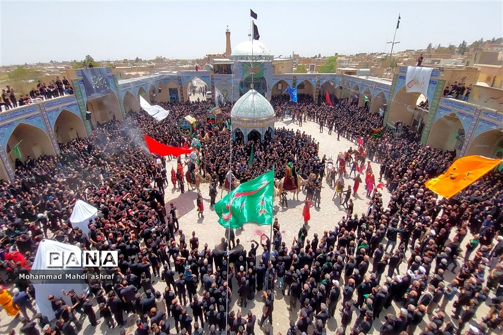 عزاداری روز عاشورا در شهر بافران نایین