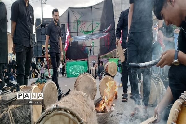 مراسم خیمه سوزان ،ظهر عاشورا در مصلی مشهد مقدس