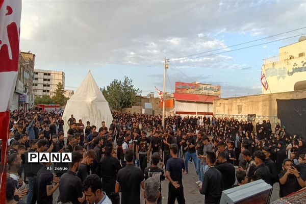 مراسم خیمه سوزان ،ظهر عاشورا در مصلی مشهد مقدس