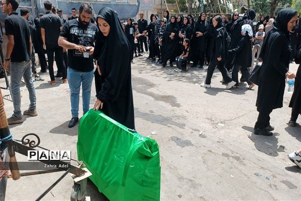 تجمع عزاداران شهرستان قرچک در روز سوم شهادت امام حسین(ع)